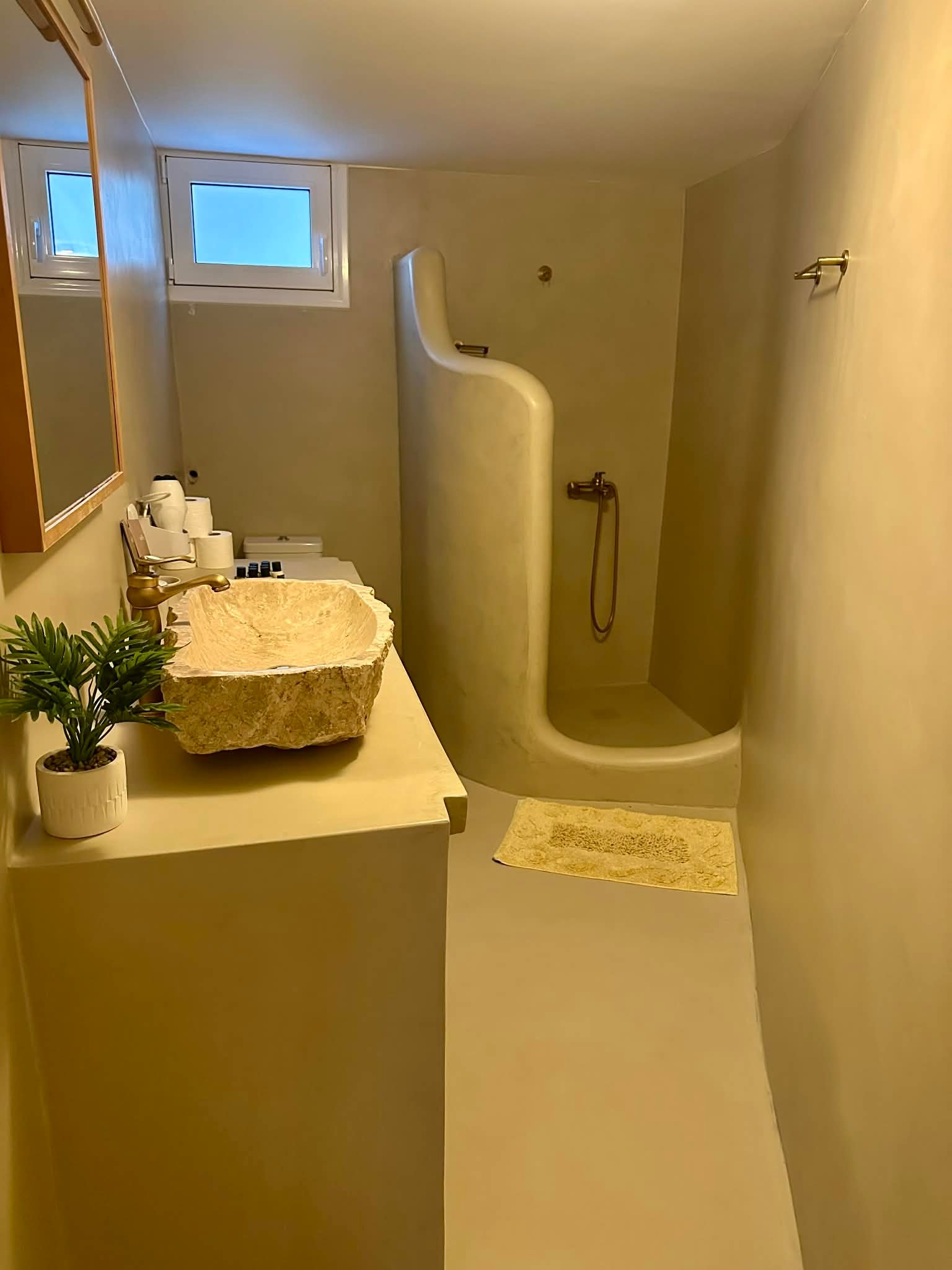 1a10f3ca-138b-4d06-a222-29235e8356c7